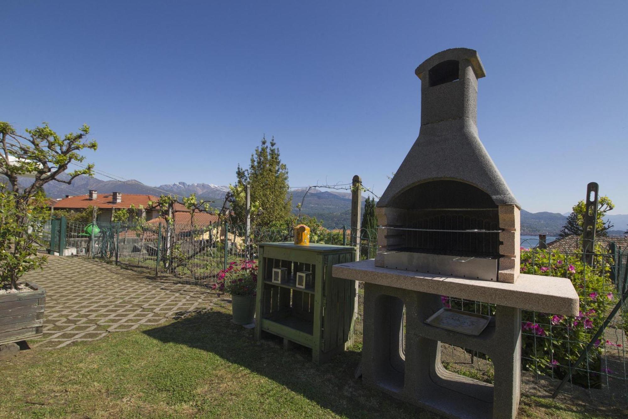 The Cottage On The Lake - Happy Rentals Baveno Esterno foto